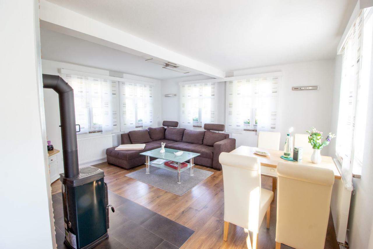 Ferienhaus Sandy บัดเอลสเตอร์ ภายนอก รูปภาพ